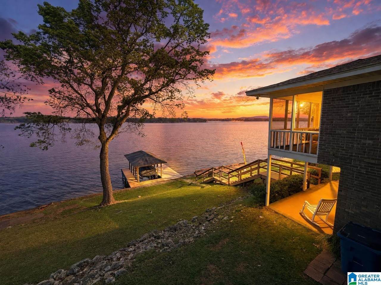 1110 Lakeside Drive - Photo 1