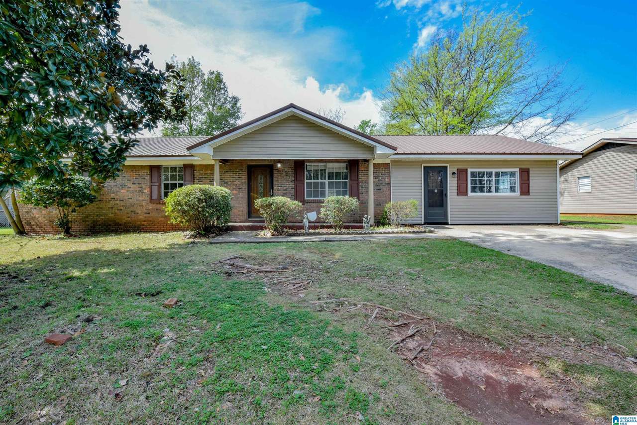 5234 12TH AVENUE - Photo 1