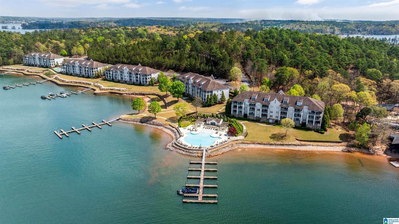 230 Crowne Pointe Road - Photo 1