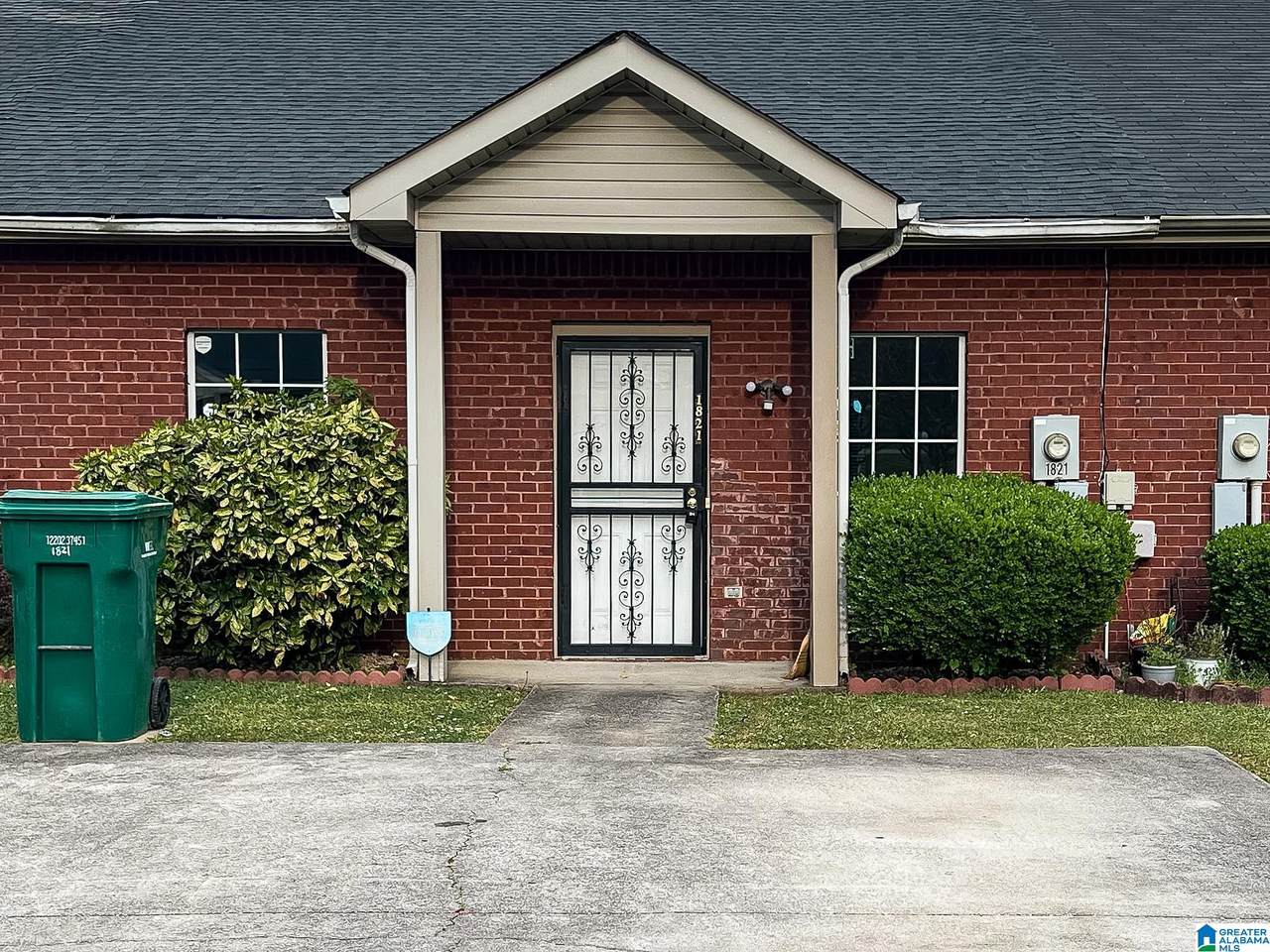 1821 Copperfield Lane - Photo 1