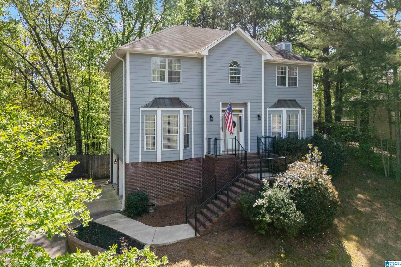 551 Fieldstone Drive - Photo 1