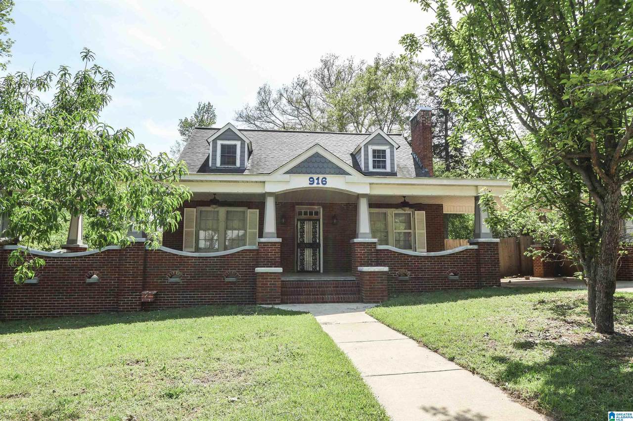 916 Woodland Court - Photo 1