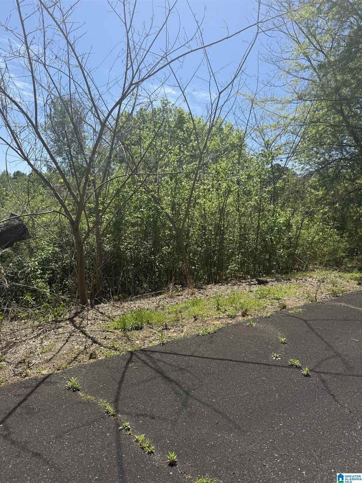 5027 Railroad Avenue - Photo 1