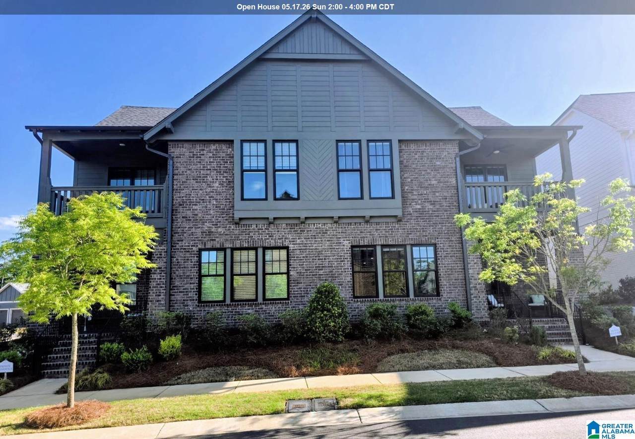 1710 Coburn Street - Photo 1