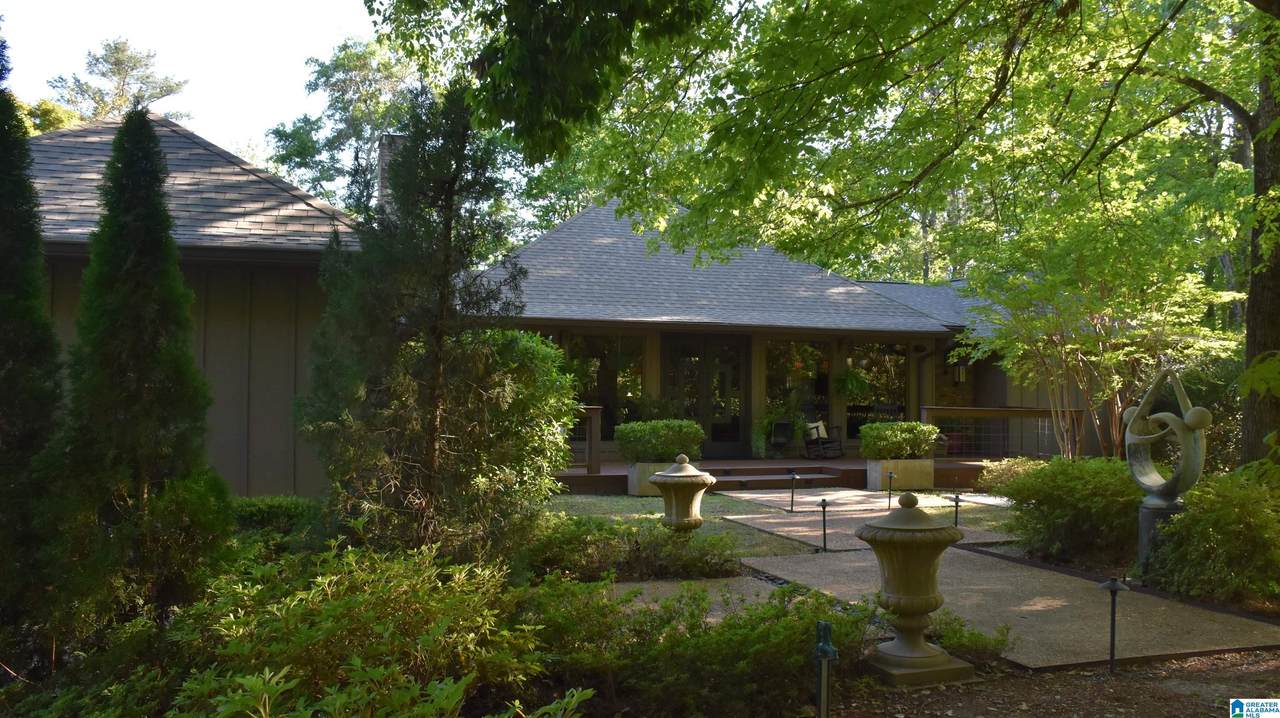 2653 Overhill Circle - Photo 1