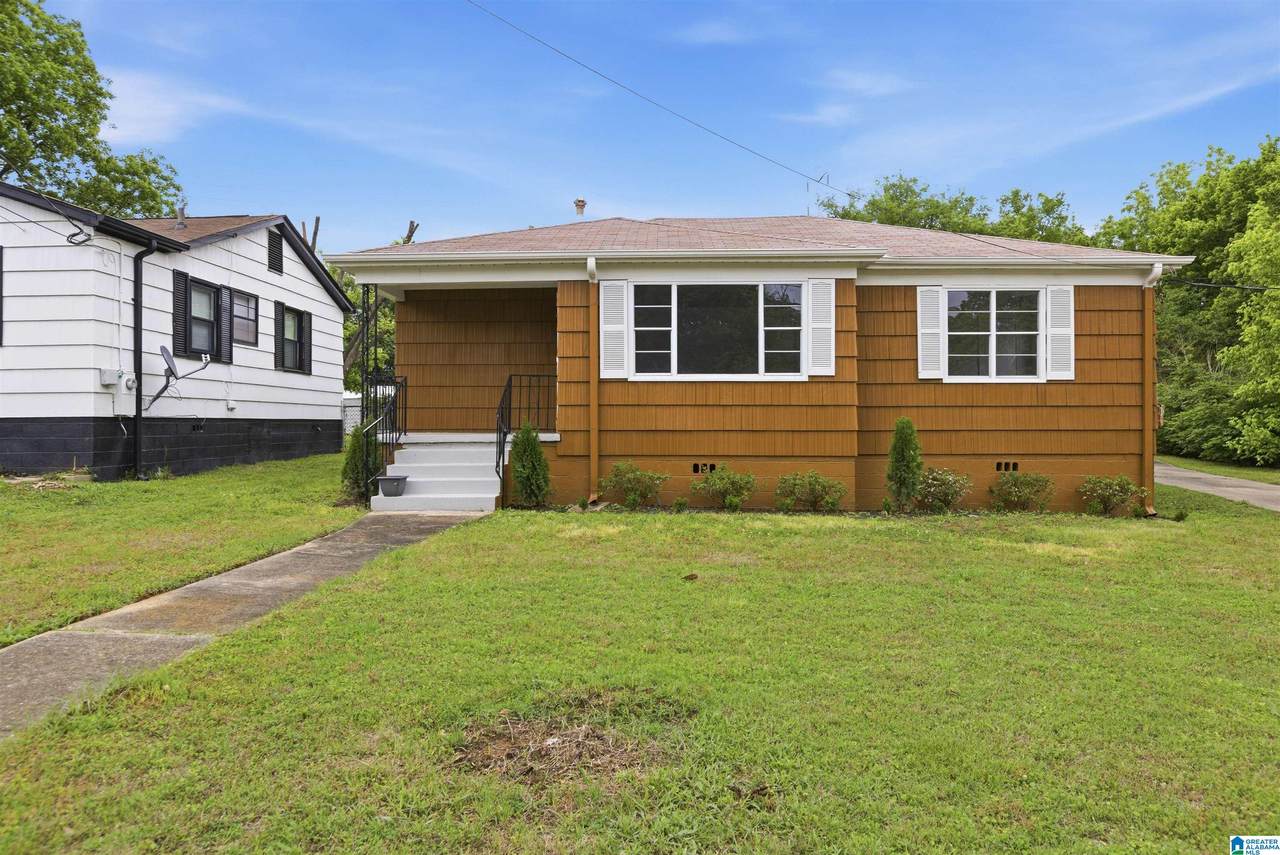 2005 49TH STREET - Photo 1