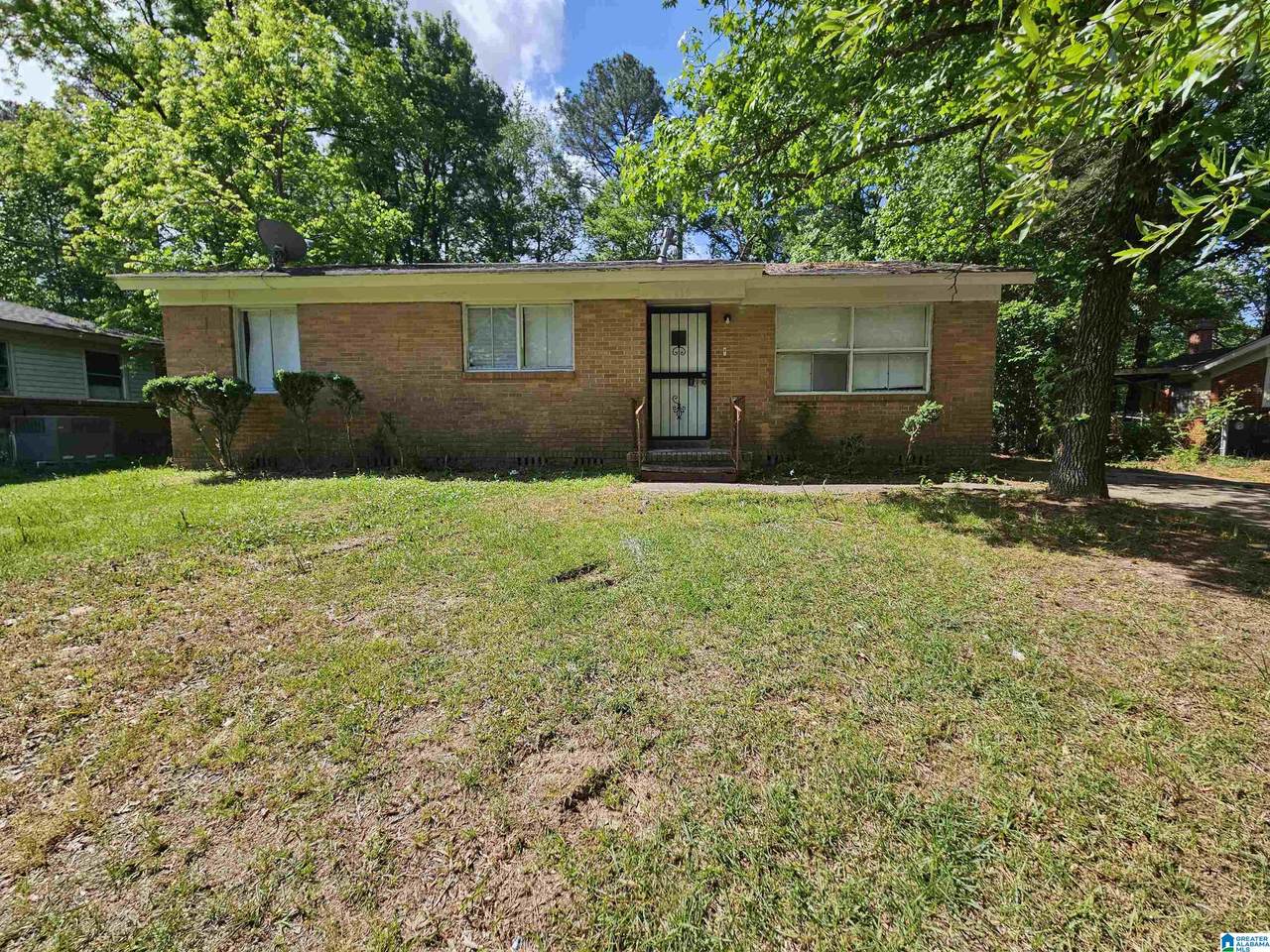 433 Wedgeworth Road - Photo 1