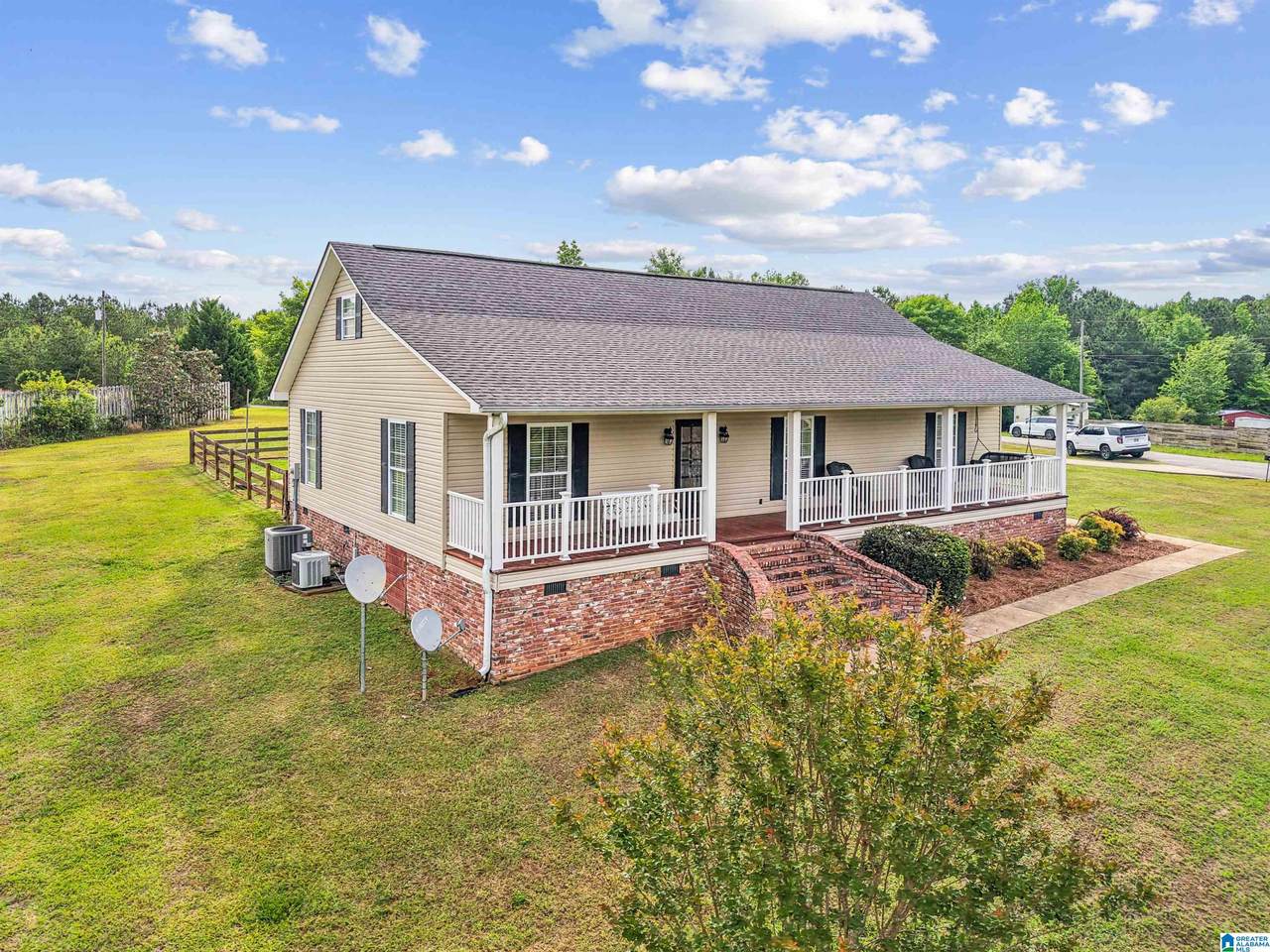 21 Nora Lane - Photo 1