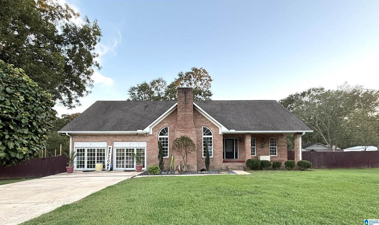 605 20TH STREET - Photo 1