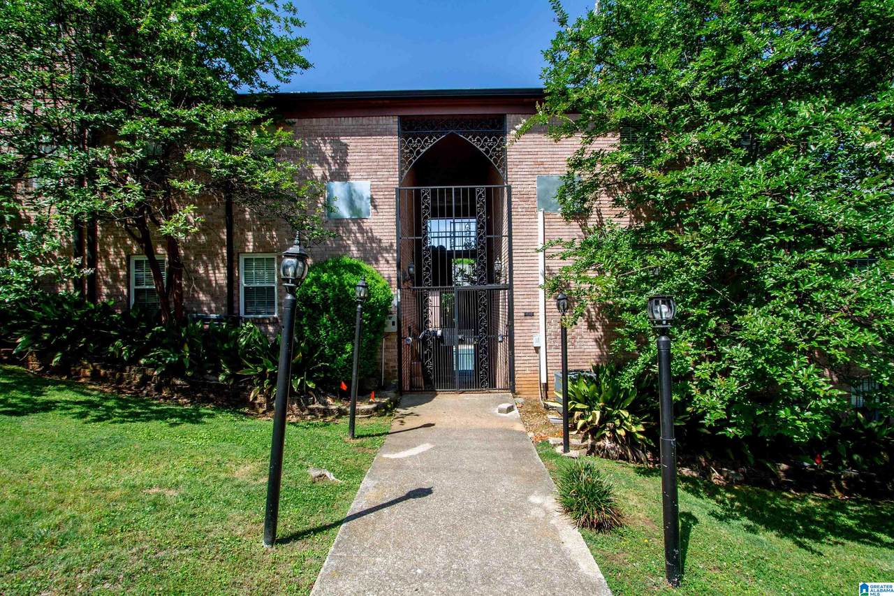 1570 15TH STREET - Photo 1