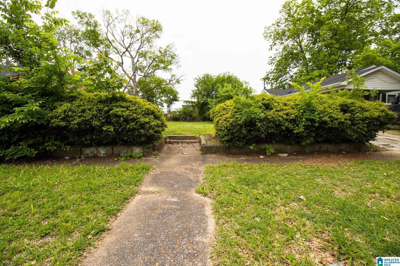 2021 31ST AVENUE - Photo 1