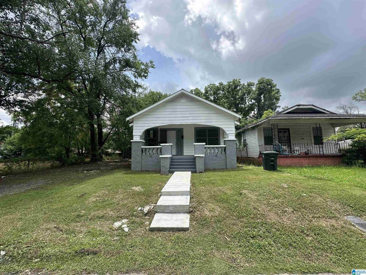 353 16TH AVENUE - Photo 1