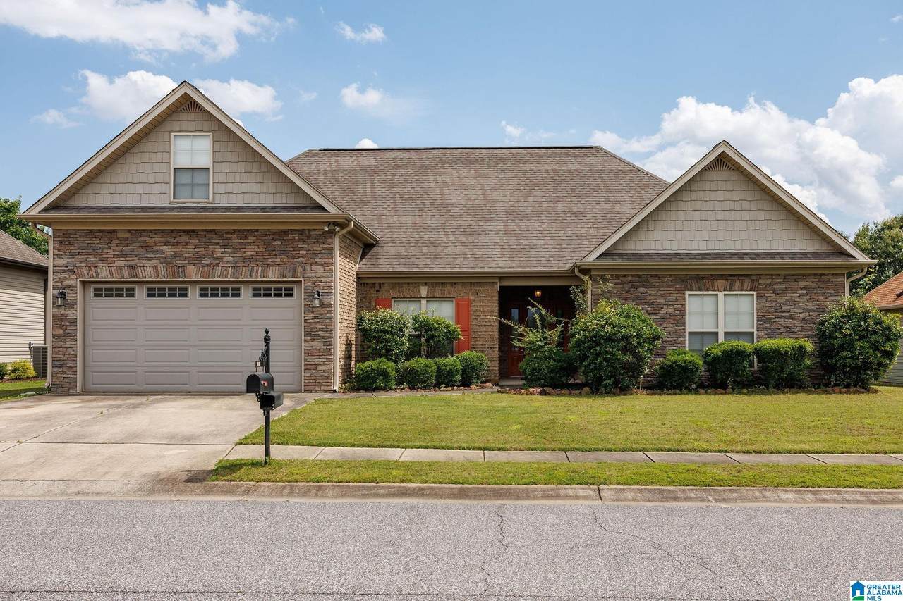 121 Waterford Cove Drive - Photo 1