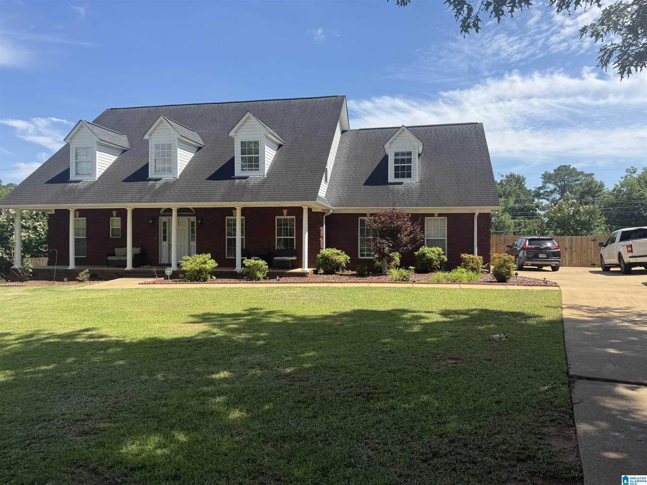 1813 Pleasant Ridge Drive - Photo 1