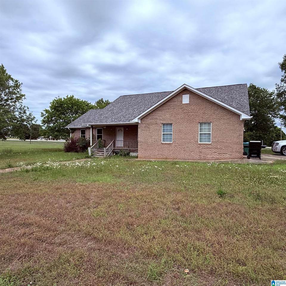 32 Nelson Drive - Photo 1