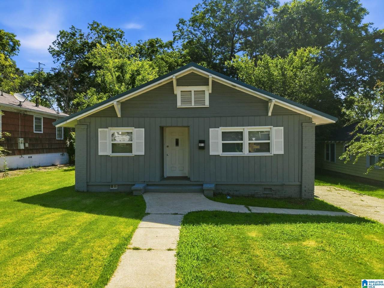 4813 Avenue N - Photo 1