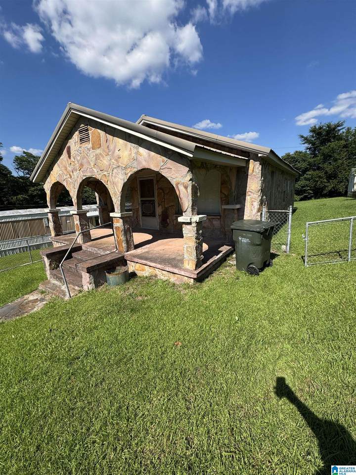 1015 Patterson Street - Photo 1