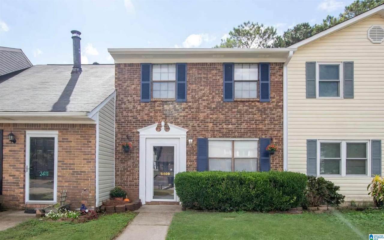 2409 Hampstead Drive - Photo 1