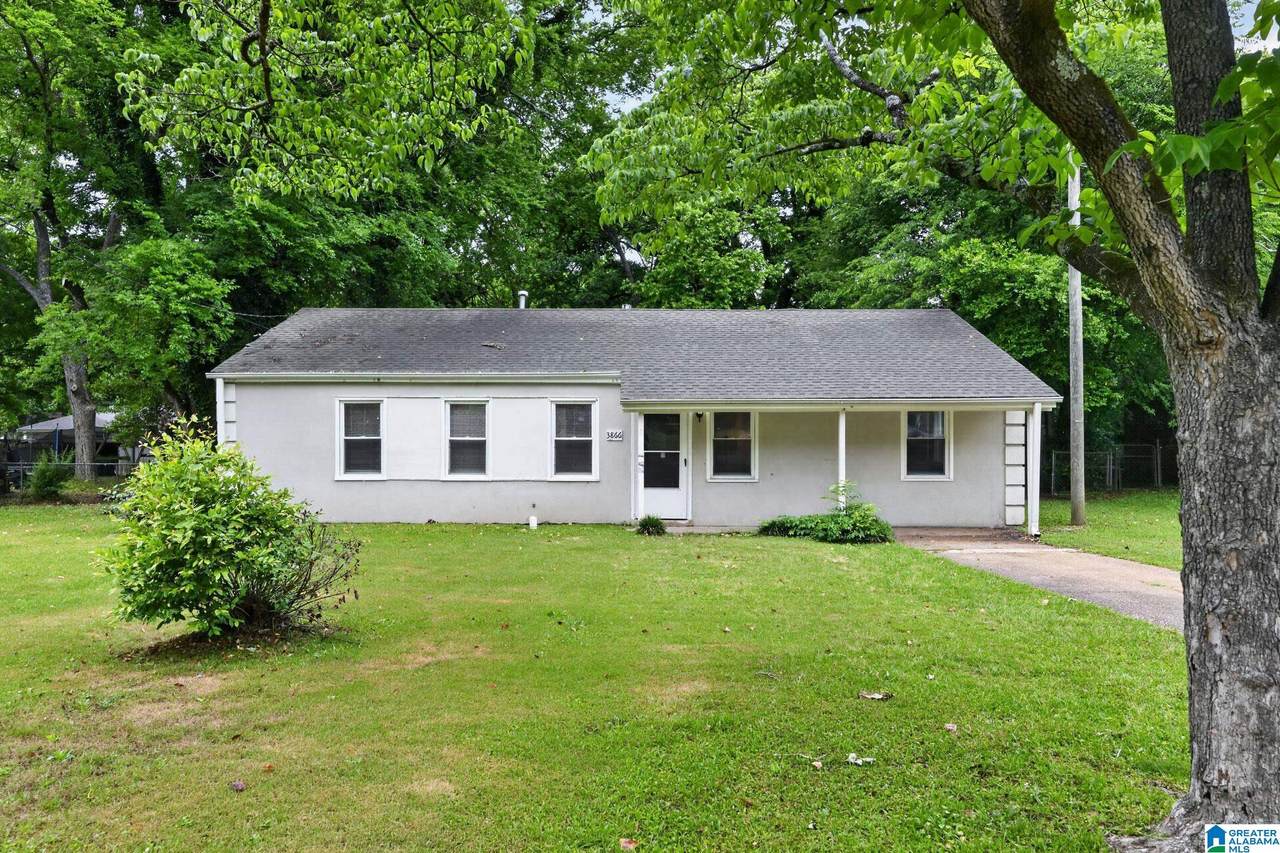 3866 Sherwood Drive - Photo 1