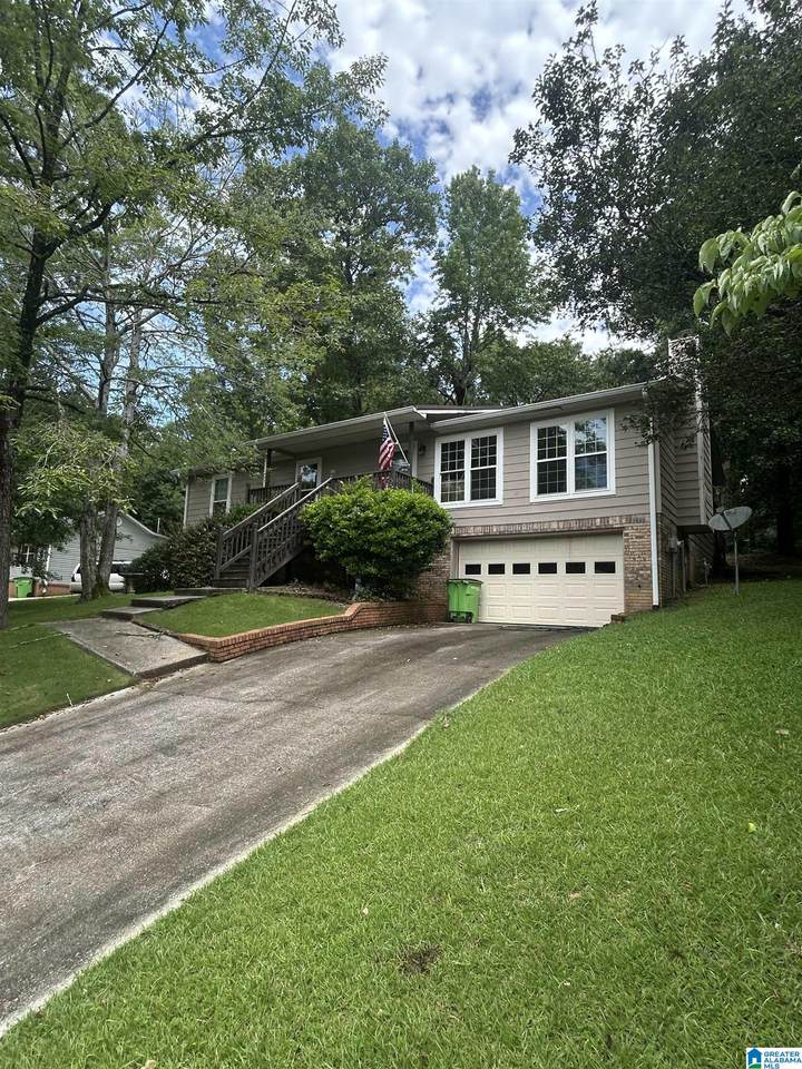 1043 Kings Forest Drive - Photo 1