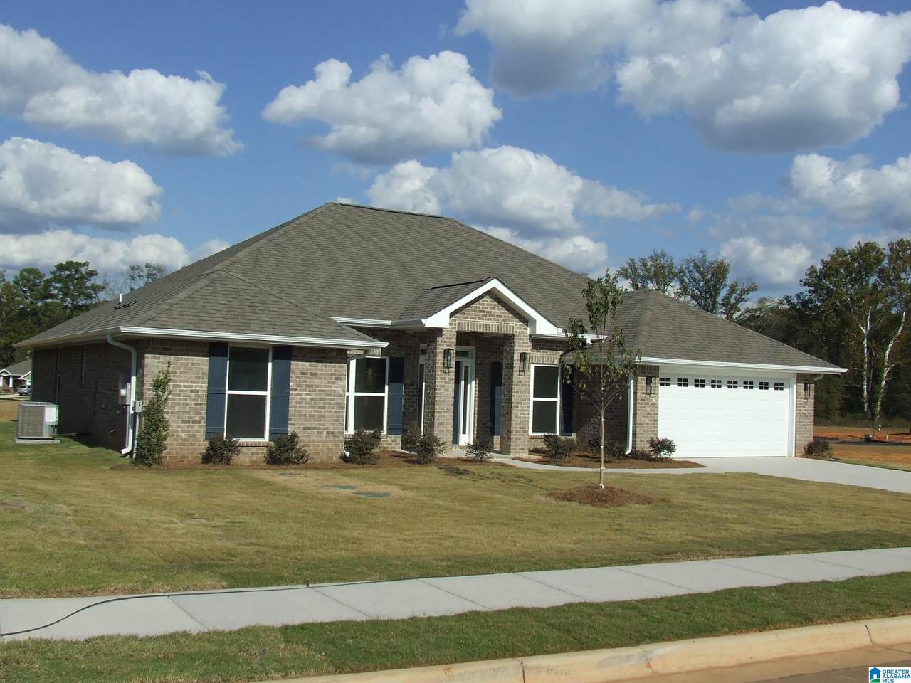 673 Jamestown Circle - Photo 1