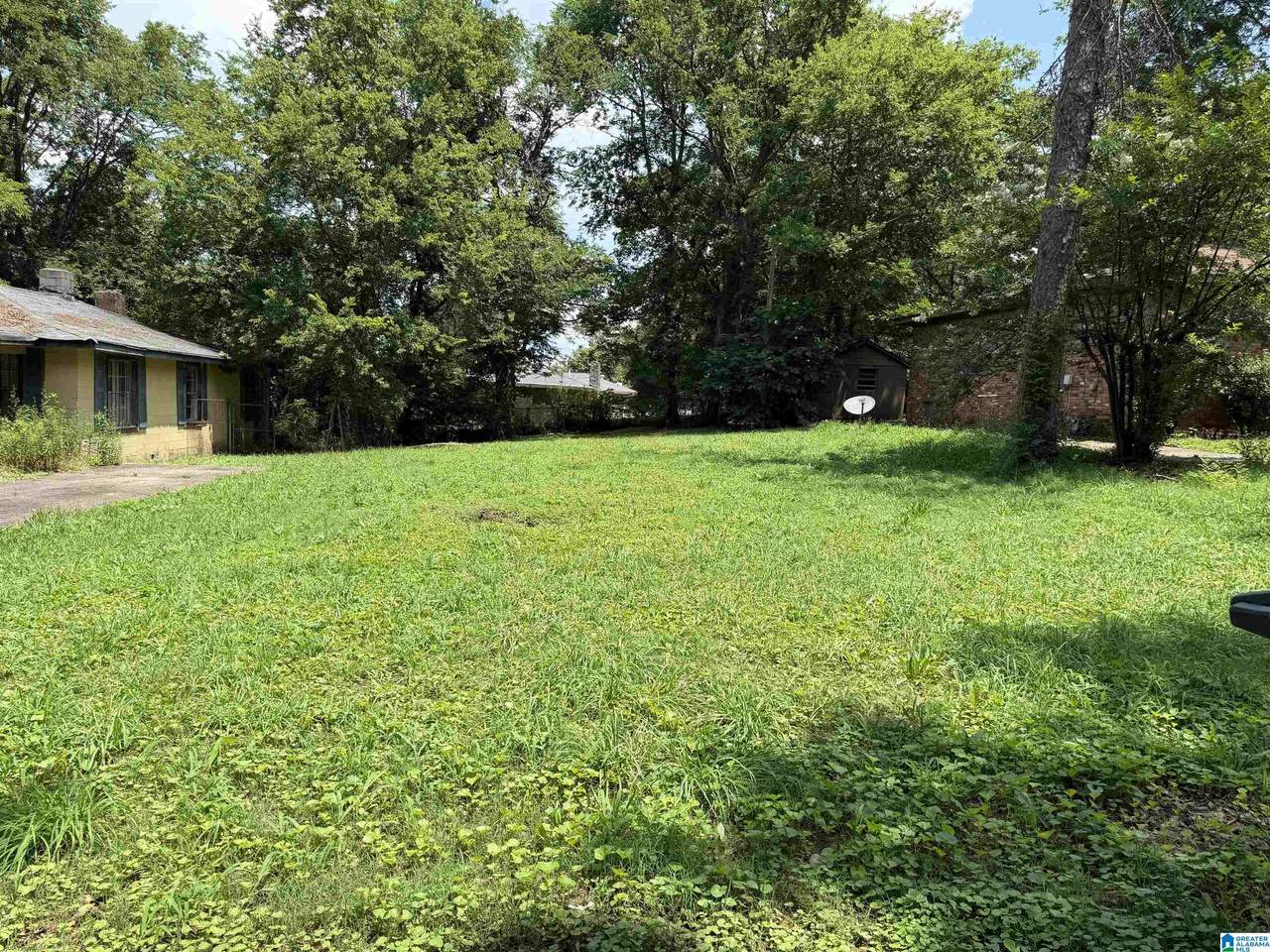 820 Northwood Drive - Photo 1