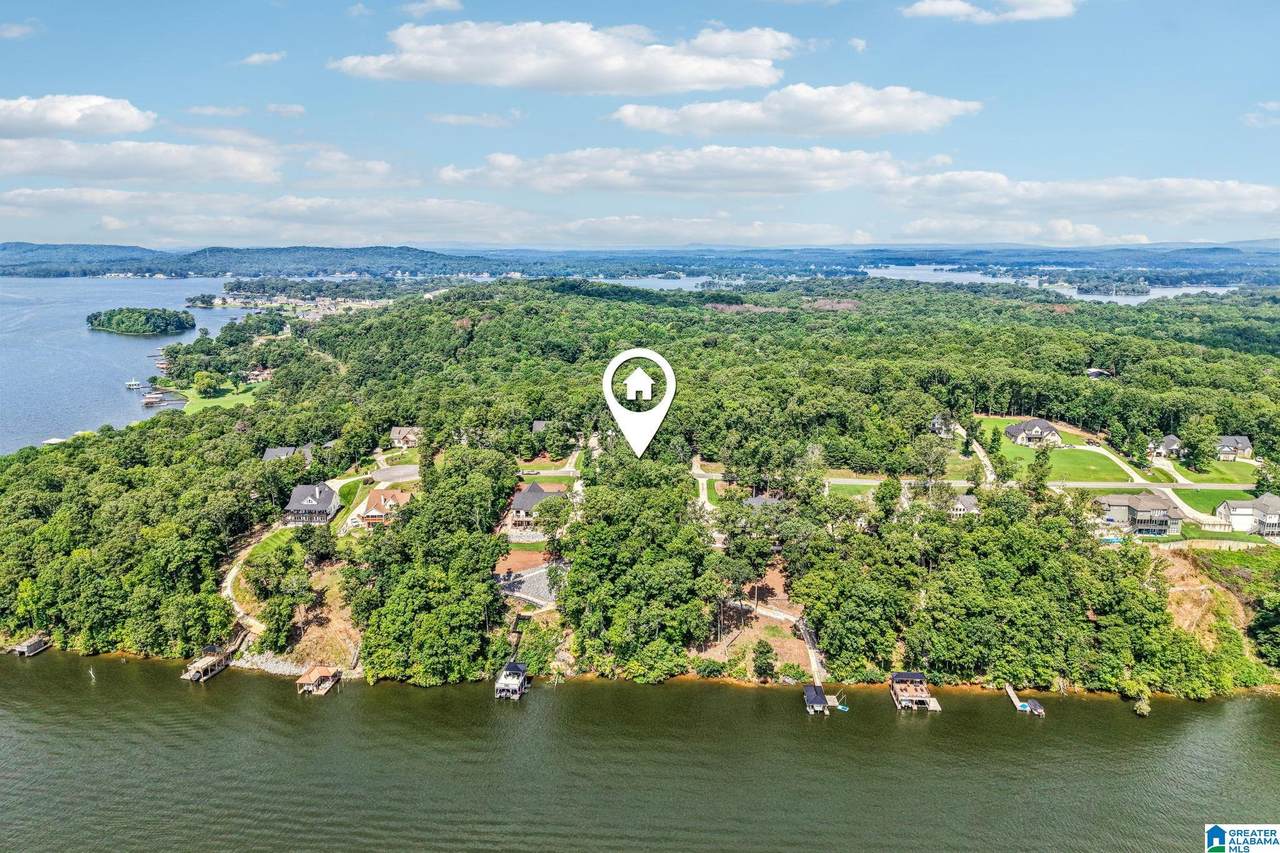 1001 Lakeview Crest Drive - Photo 1