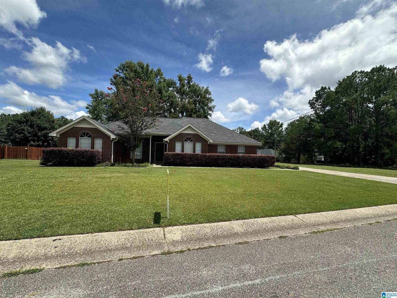 173 Meadow Wood Lane - Photo 1