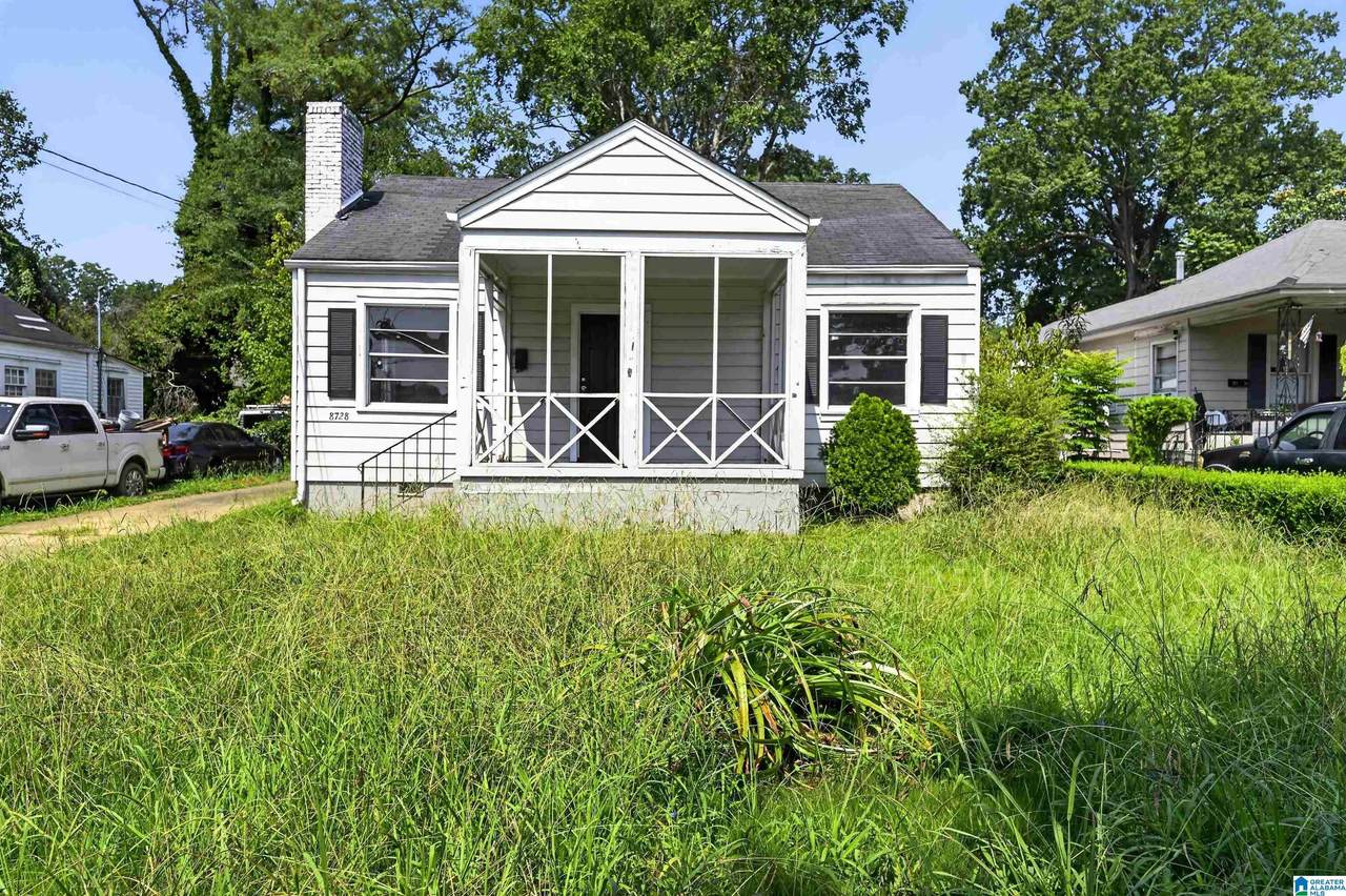 8728 West Boulevard - Photo 1