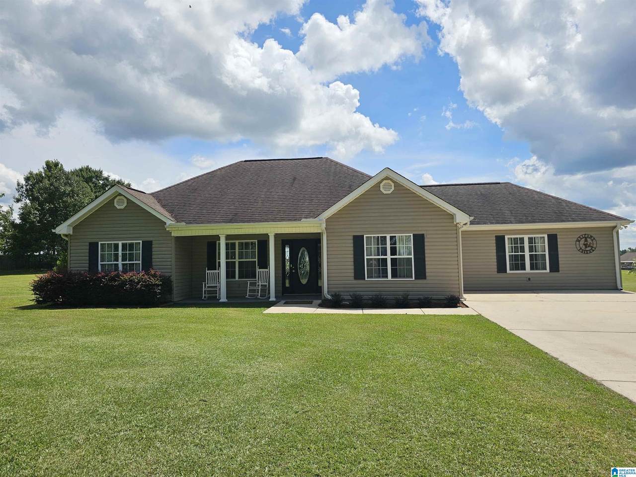 1025 County Road 370 - Photo 1