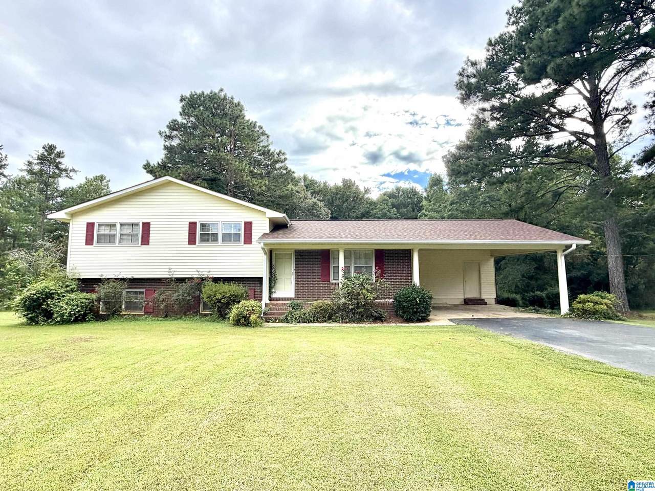 651 County Road 18 - Photo 1