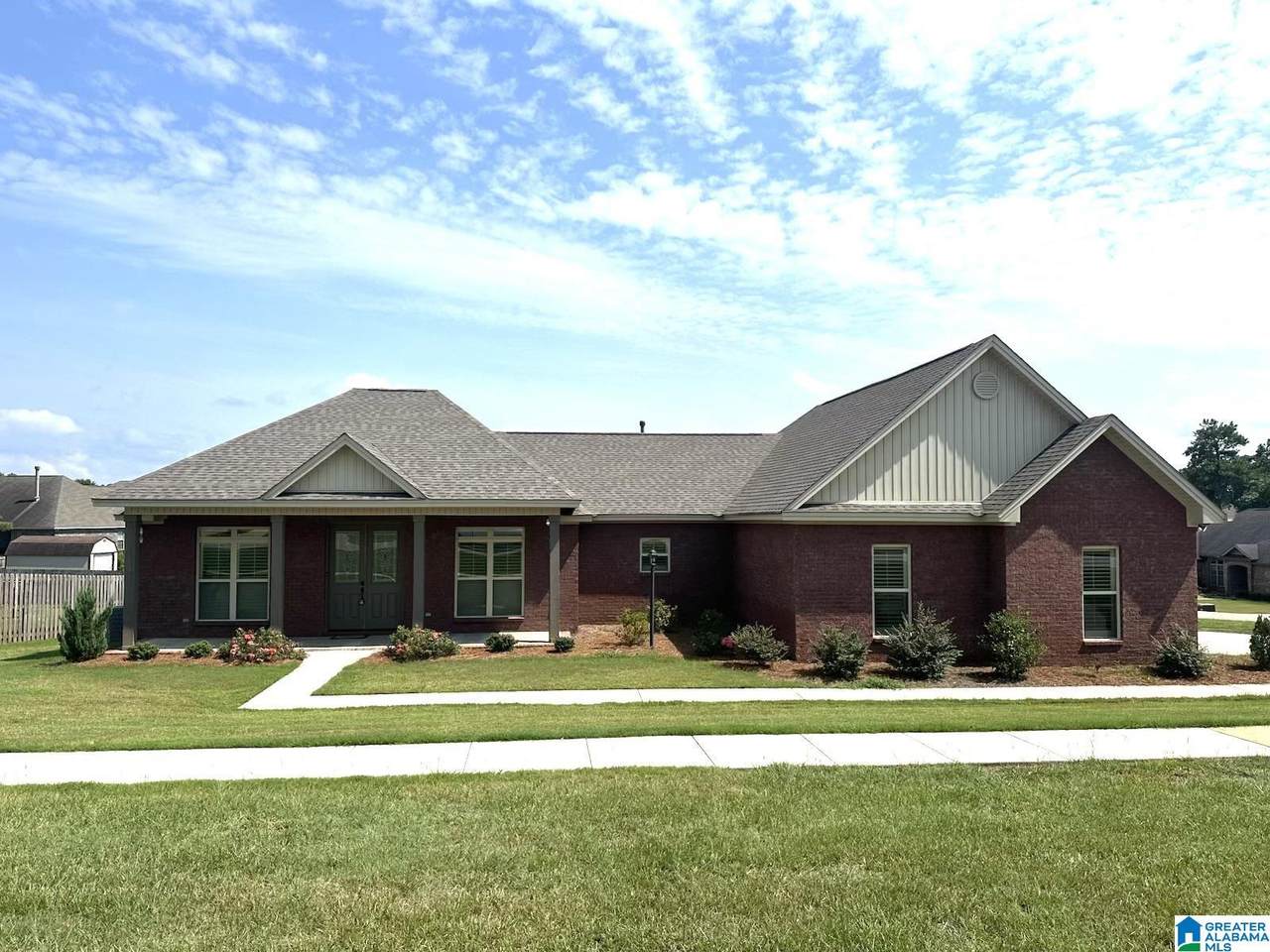 215 Village Trail - Photo 1