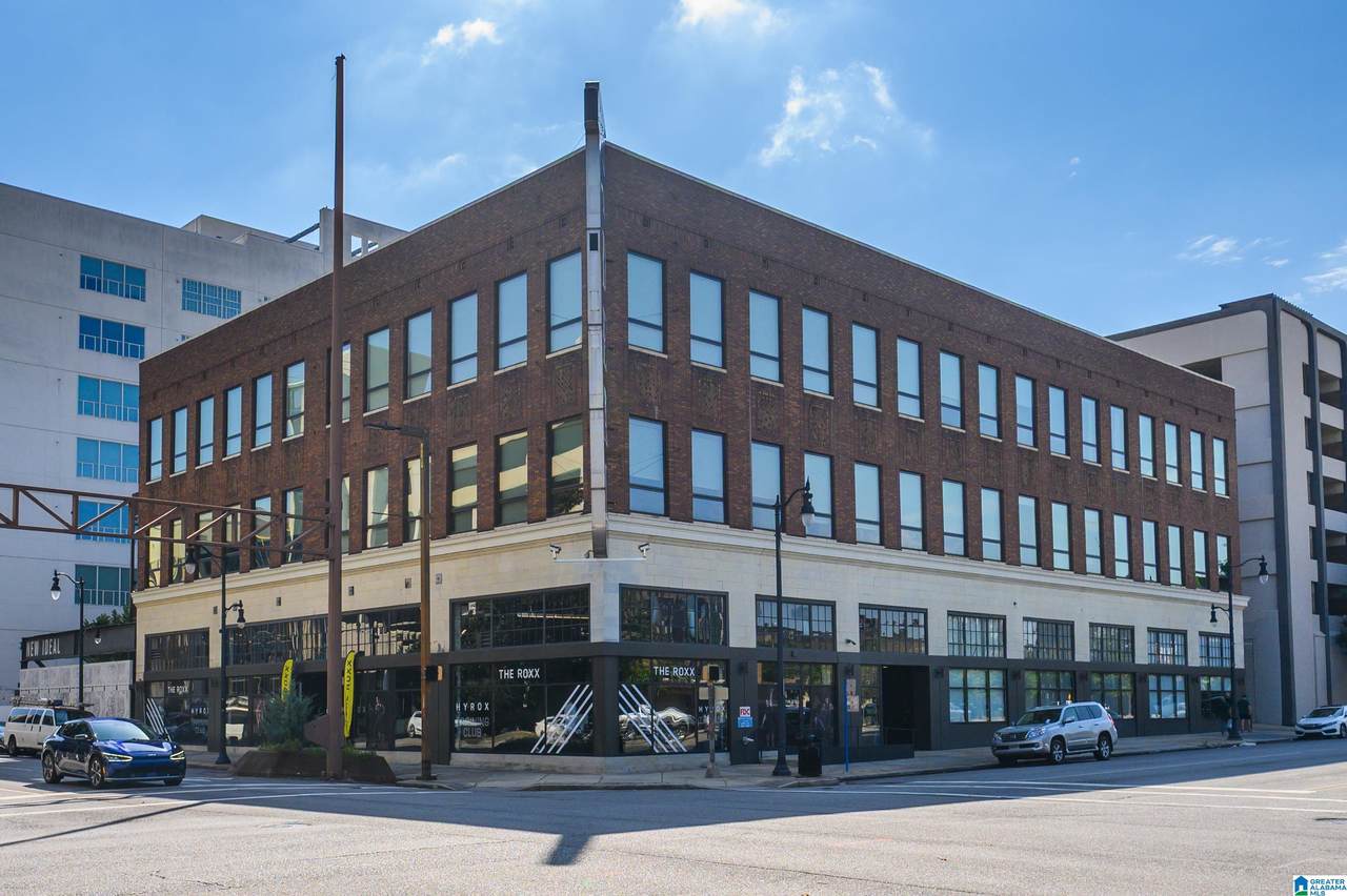 1801 2ND AVENUE - Photo 1