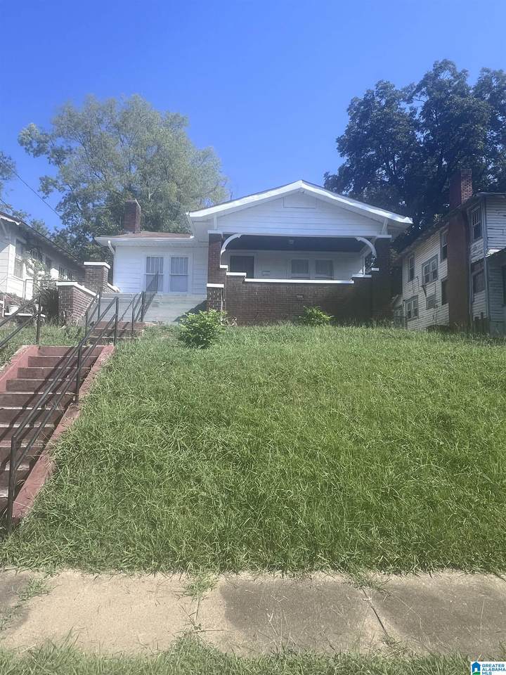 1114 7TH AVENUE - Photo 1