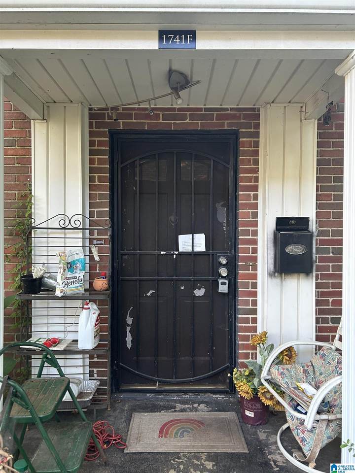 1741 Valley Avenue - Photo 1