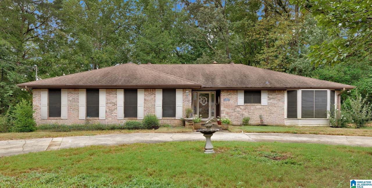 324 Thompson Drive - Photo 1
