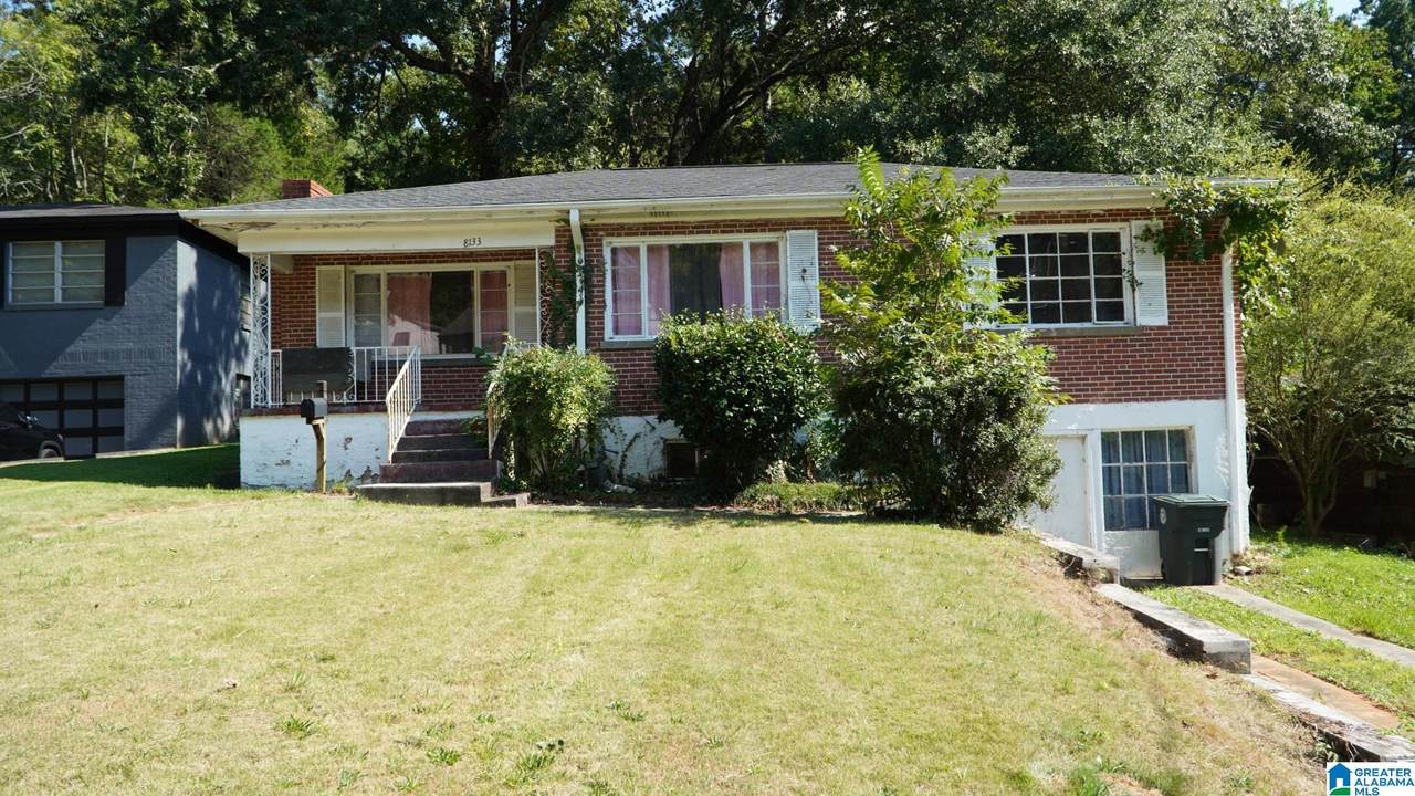 8133 10TH AVENUE - Photo 1