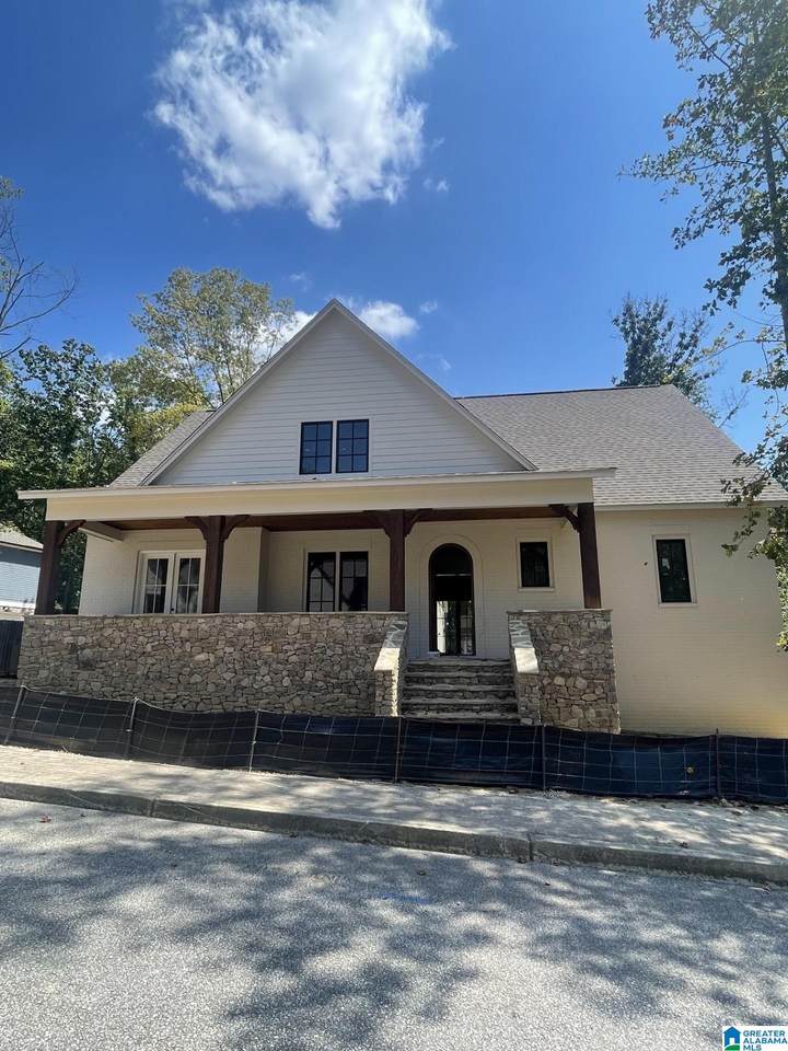 56 Nolen Street - Photo 1