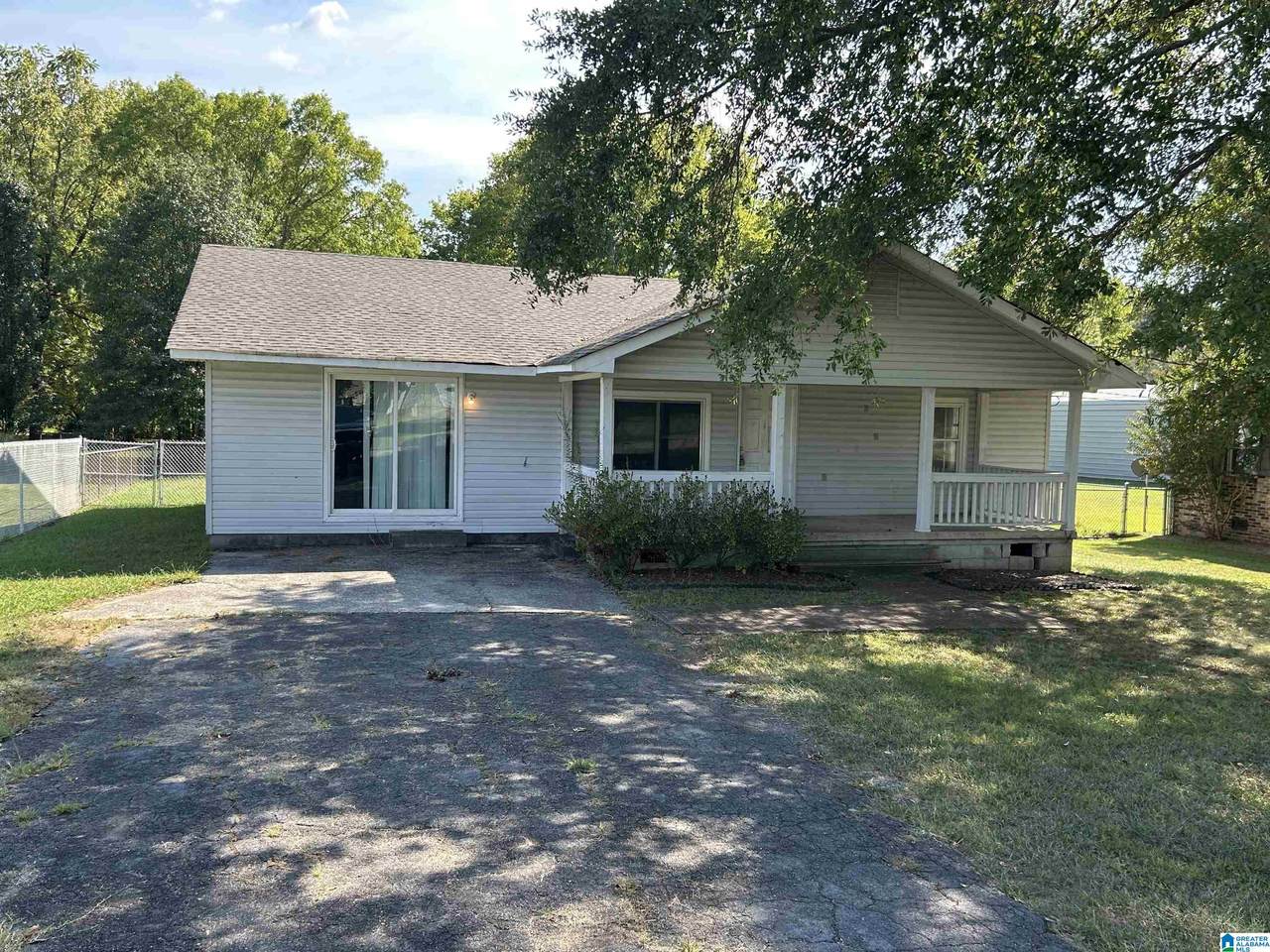 415 Lee Street - Photo 1