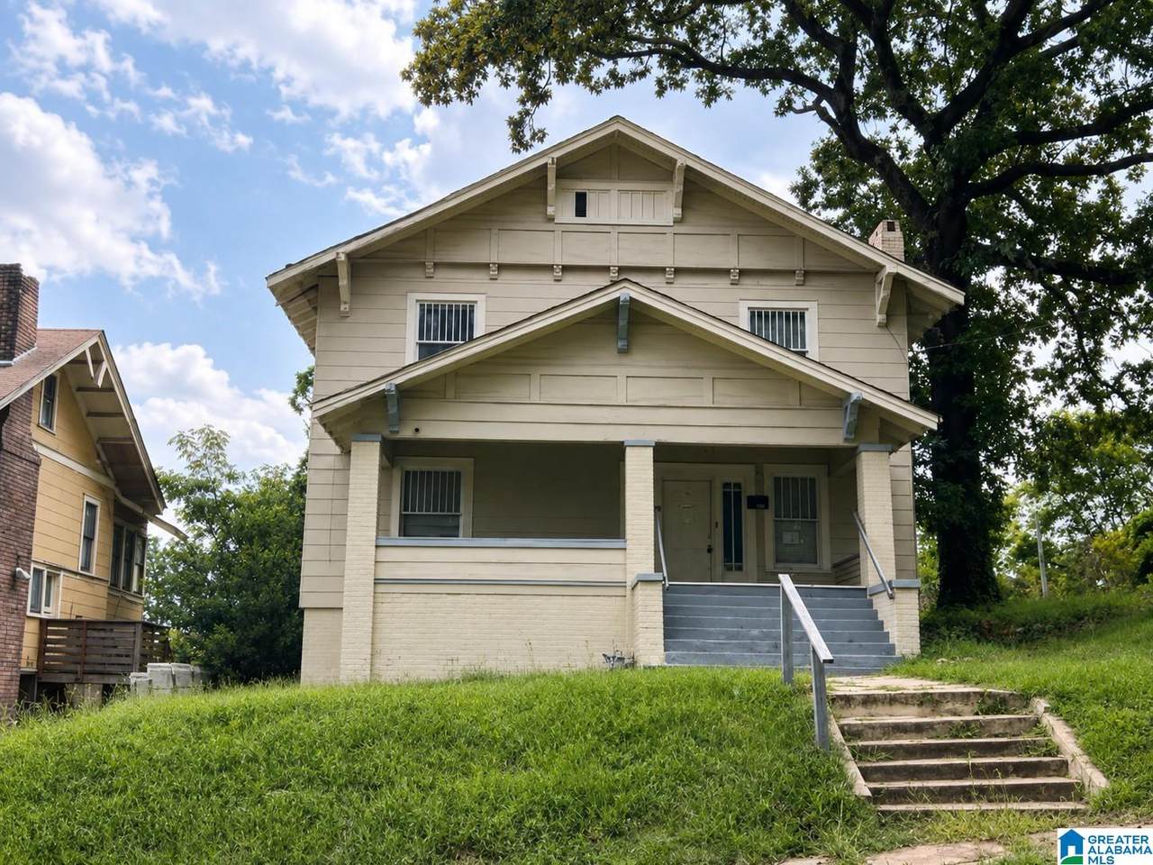 2608 Avenue T - Photo 1