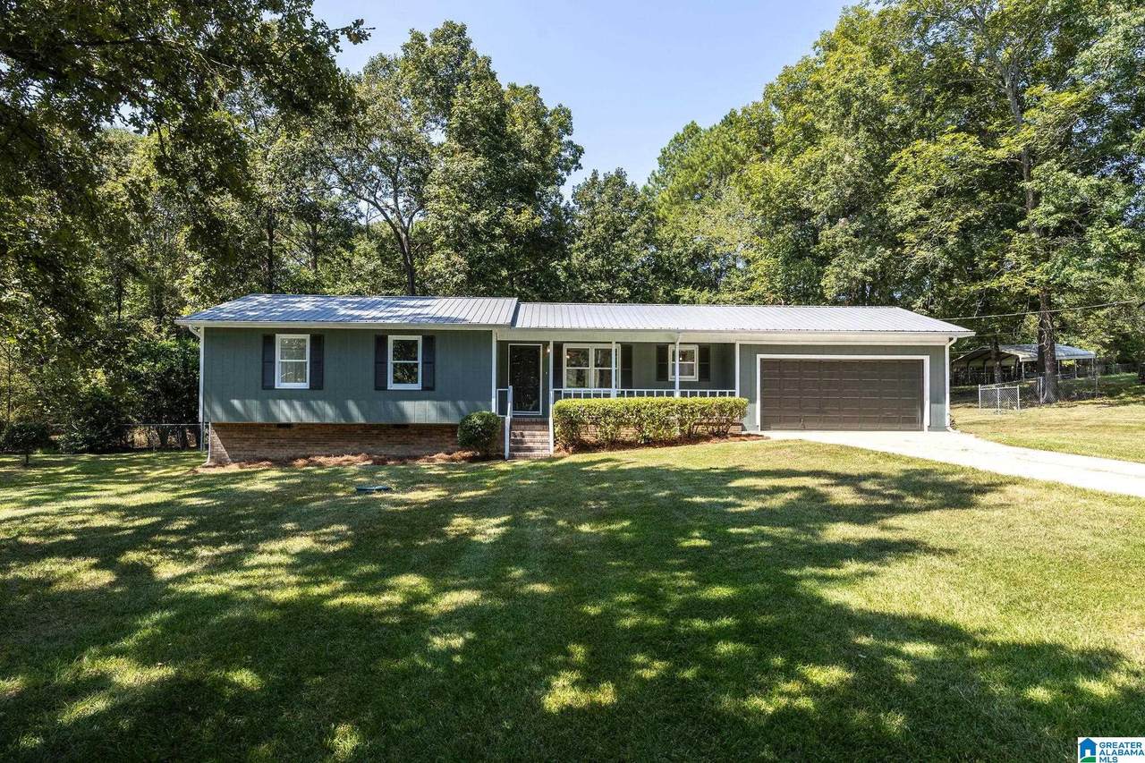 182 Hickory Lane - Photo 1