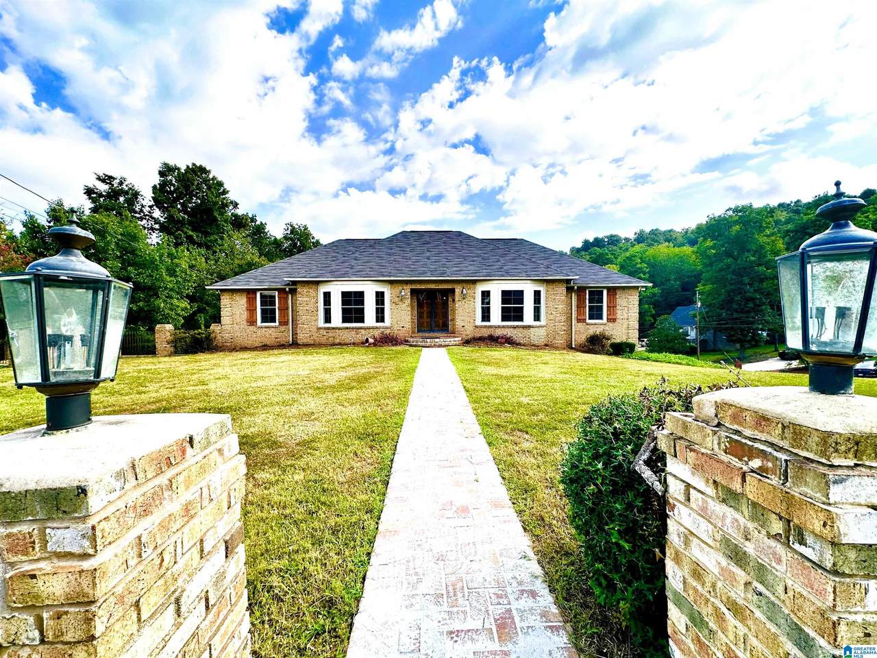 1520 Auman Drive - Photo 1
