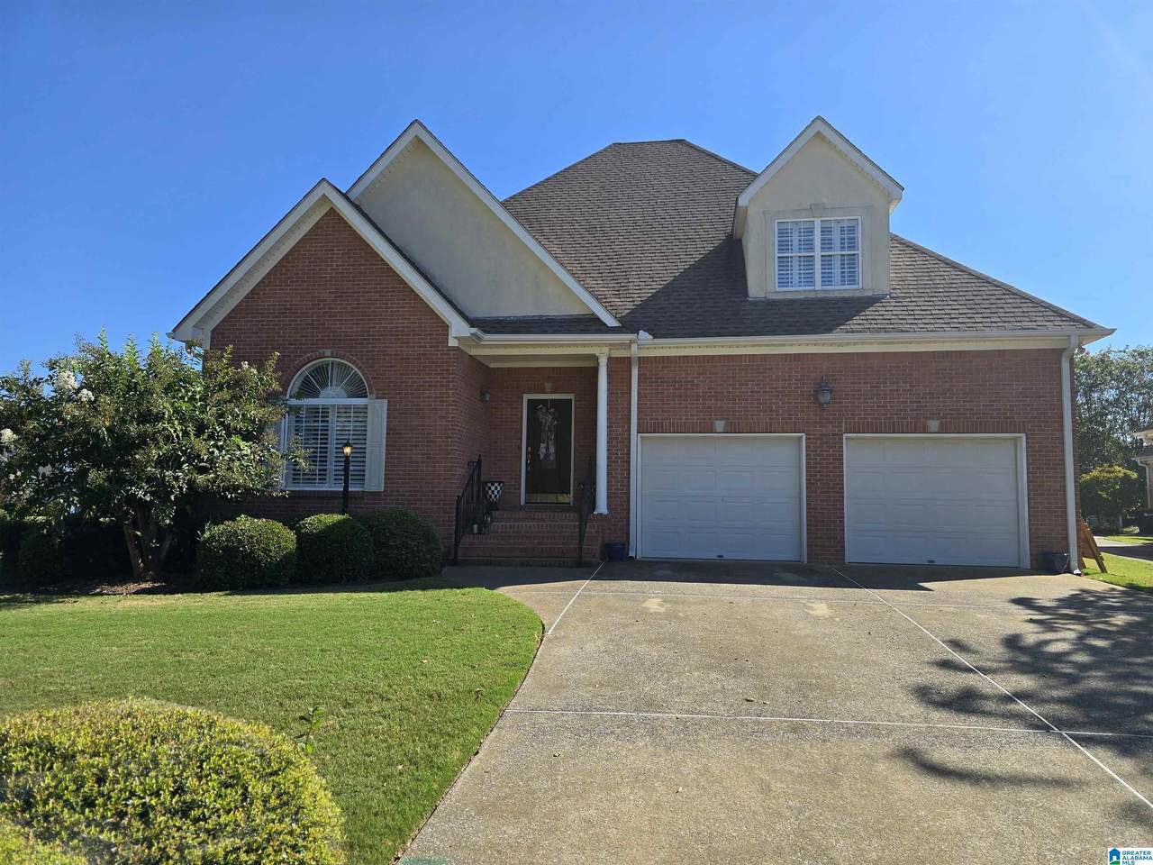 312 Lakepoint Drive - Photo 1