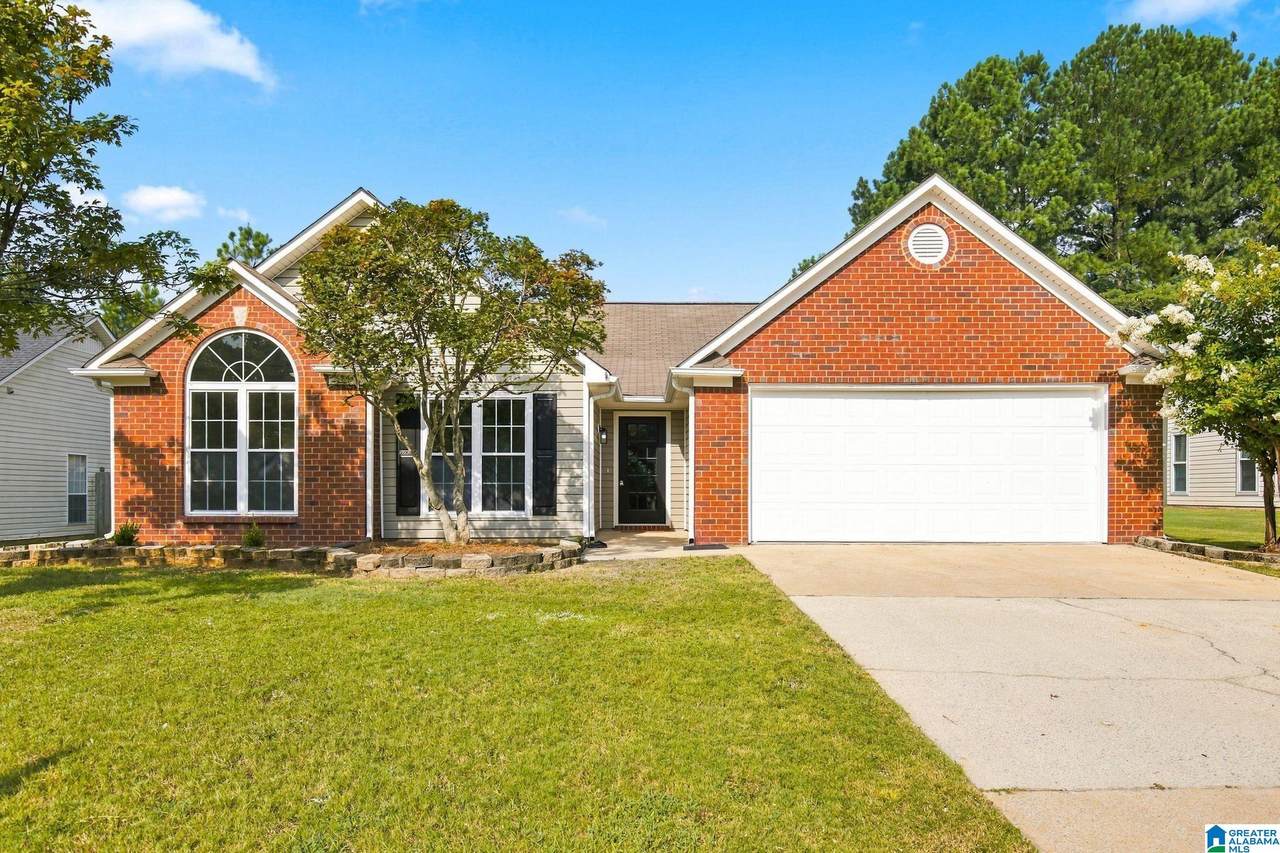 112 Summer Hill Drive - Photo 1