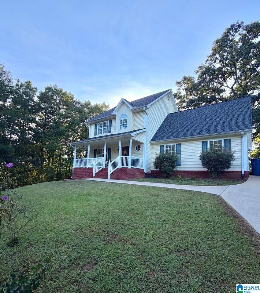 370 Nicole Trail - Photo 1