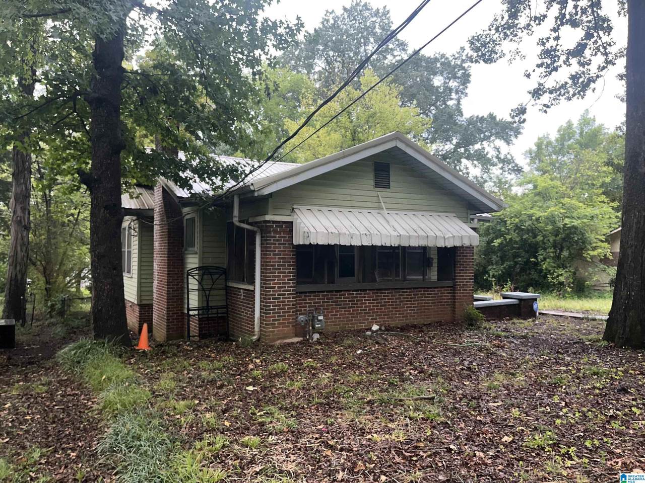 8115 6TH AVENUE - Photo 1