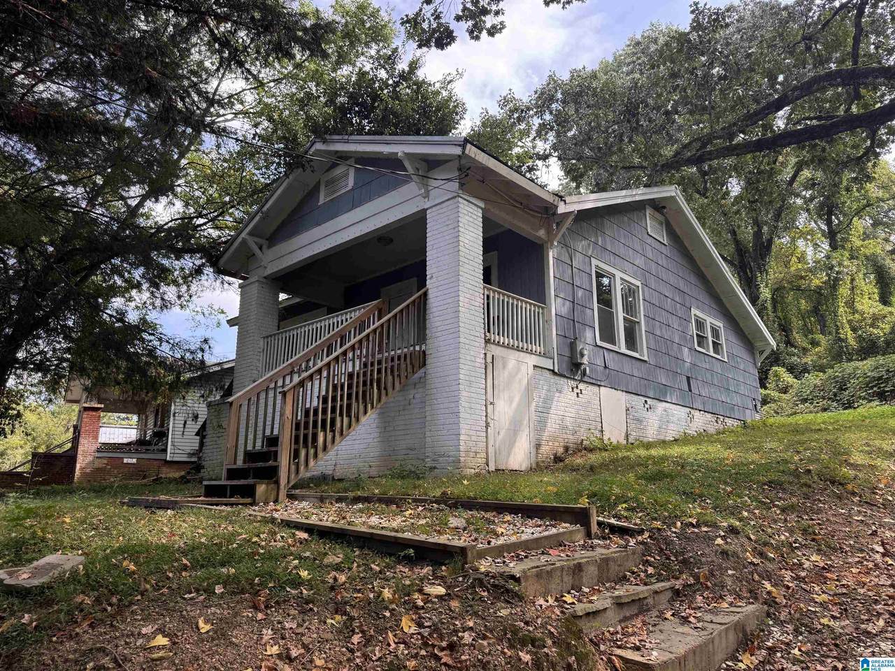 909 14TH STREET - Photo 1