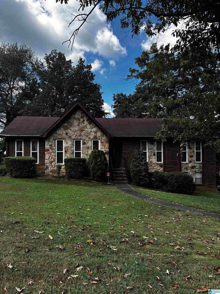 638 Loretta Drive - Photo 1