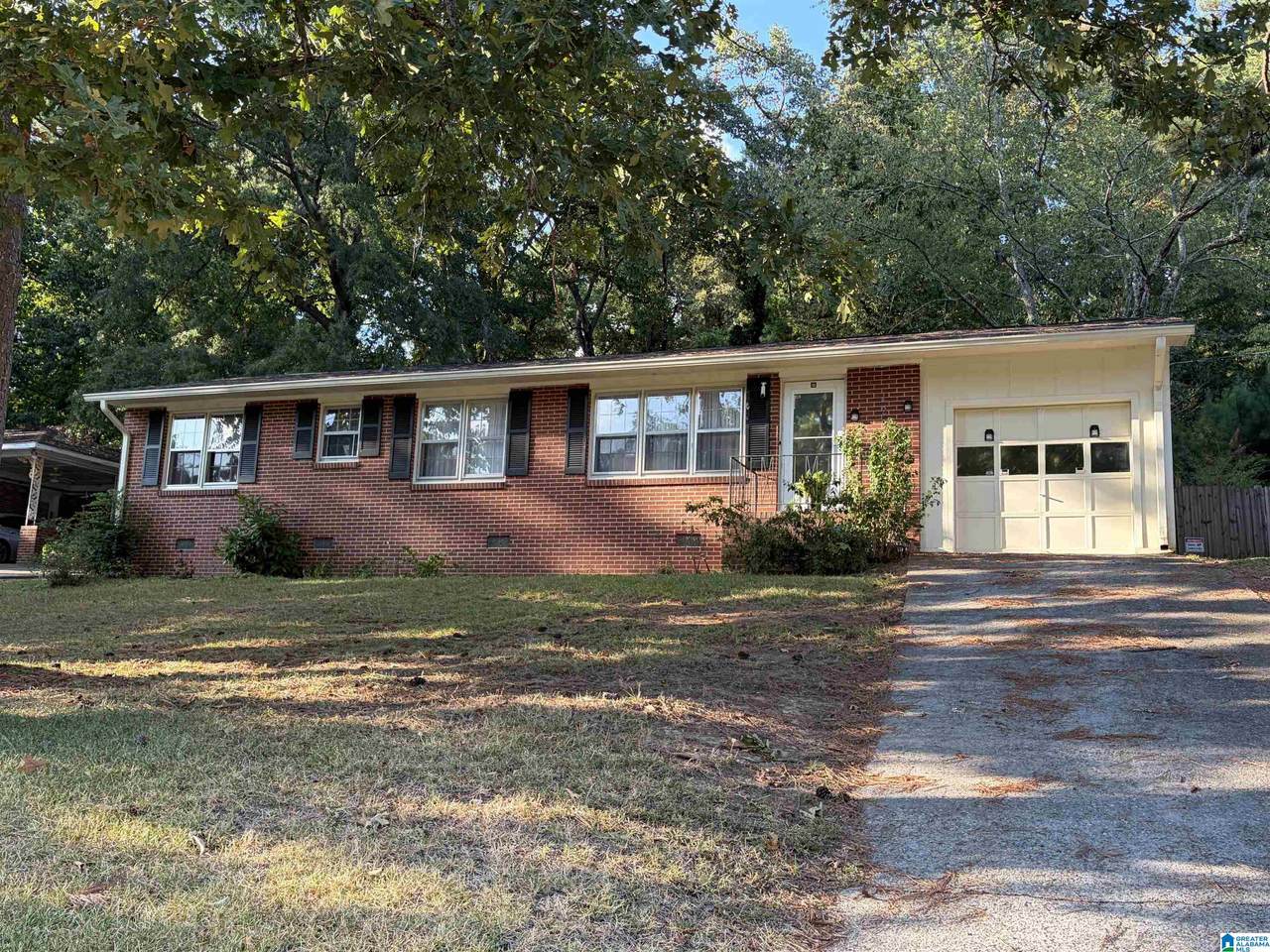 1221 Glendale Road - Photo 1