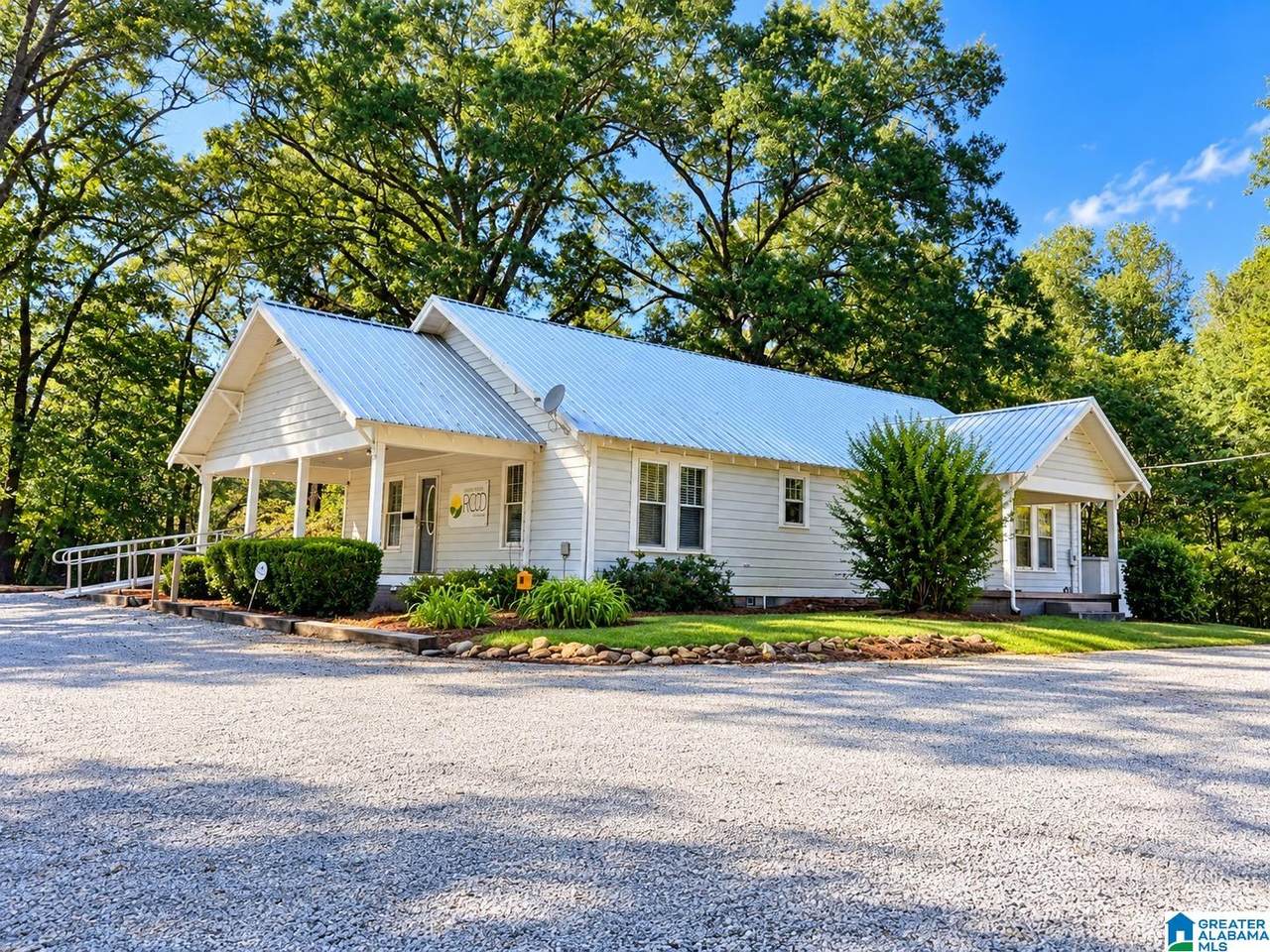 8119 Highway 431 - Photo 1